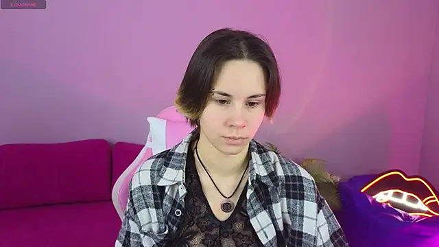 BettyCarter07 online show from 12/19/25, 02:07