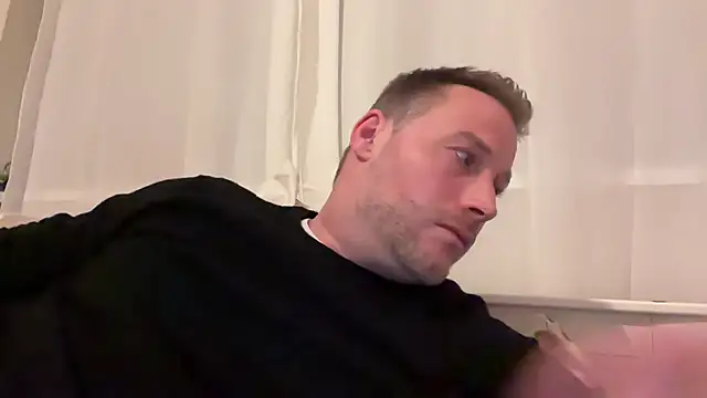 Christian87xxx online show from 11/17/25, 05:30