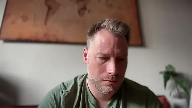 Snapshot of Christian87xxx chatting on 03/08/26, 07:56 Christian87xxx online show from 03/08/26, 07:56