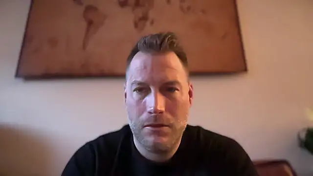 Snapshot of Christian87xxx chatting on 04/07/26, 04:24 Christian87xxx online show from 04/07/26, 04:24