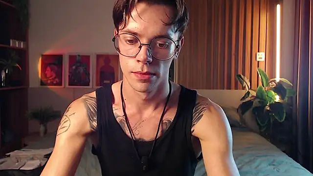 William Henry  online show from 04/04/26, 02:36