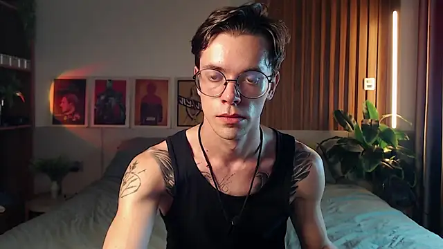 William Henry  online show from 04/08/26, 12:27