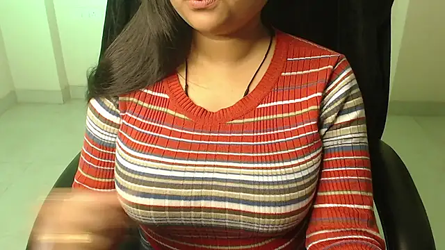 Snapshot of Kannu- chatting on 12/20/25, 05:25 Kannu- online show from 12/20/25, 05:25