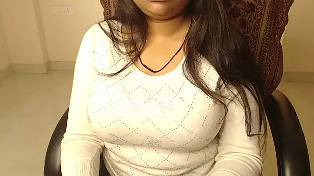 Snapshot of Kannu- chatting on 01/13/26, 05:13 Kannu- online show from 01/13/26, 05:13