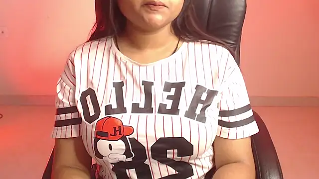 Snapshot of Kannu- chatting on 03/13/26, 05:36 Kannu- online show from 03/13/26, 05:36