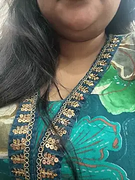 Snapshot of Kannu- chatting on 03/31/26, 07:20 Kannu- online show from 03/31/26, 07:20