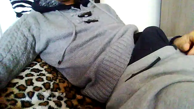 tommyboyteen online show from 02/22/25, 01:46