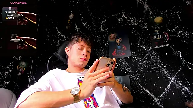 marcuscollins1  online show from 02/13/25, 05:11