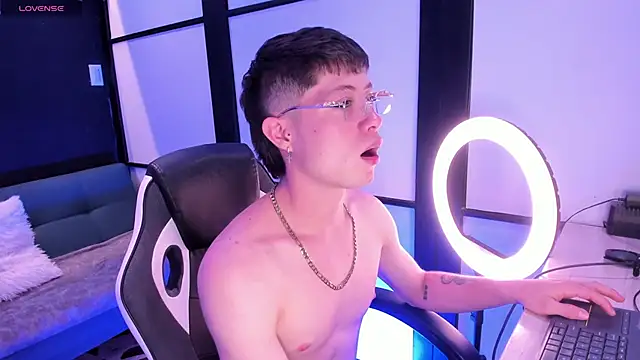 marcuscollins1  online show from 10/16/25, 03:46