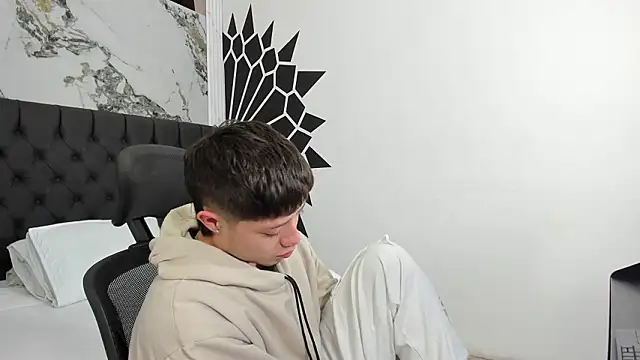 Snapshot of marcuscollins1_ chatting on 03/15/26, 12:11 marcuscollins1 online show from 03/15/26, 12:11