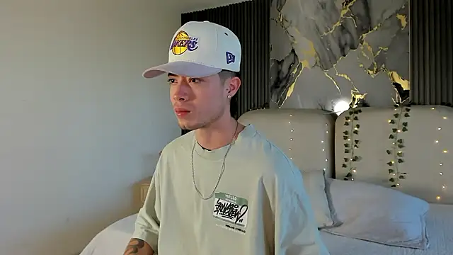 Snapshot of marcuscollins1_ chatting on 03/16/26, 12:20 marcuscollins1 online show from 03/16/26, 12:20