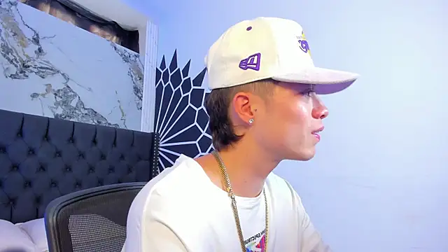 Snapshot of marcuscollins1_ chatting on 03/21/26, 12:54 marcuscollins1 online show from 03/21/26, 12:54