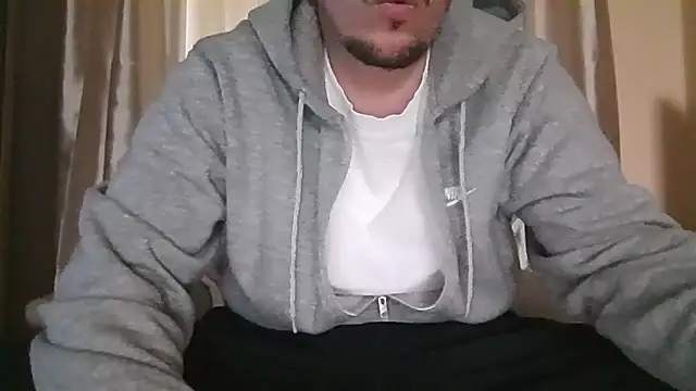 Snapshot of giumy91 chatting on 03/06/26, 12:12 giumy91 online show from 03/06/26, 12:12