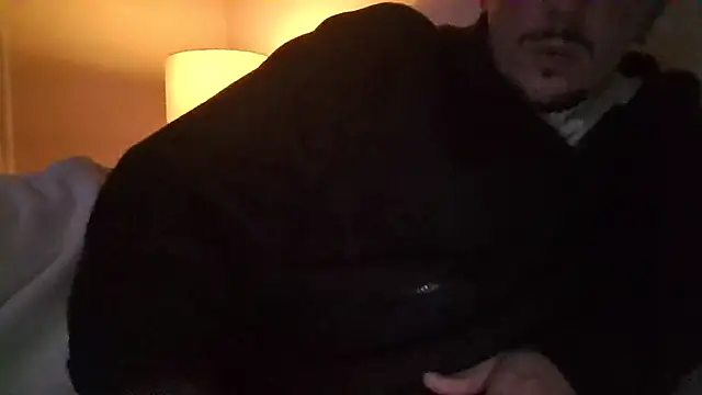 Snapshot of giumy91 chatting on 03/13/26, 04:46 giumy91 online show from 03/13/26, 04:46