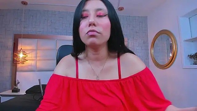 Snapshot of Nohemi_louse chatting on 04/20/26, 07:04 Nohemi louse online show from 04/20/26, 07:04