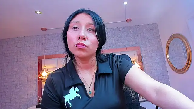 Snapshot of Nohemi_louse chatting on 05/06/26, 07:30 Nohemi louse online show from 05/06/26, 07:30