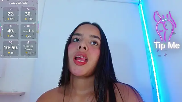 Roxy Stonee online show from 10/25/25, 07:30