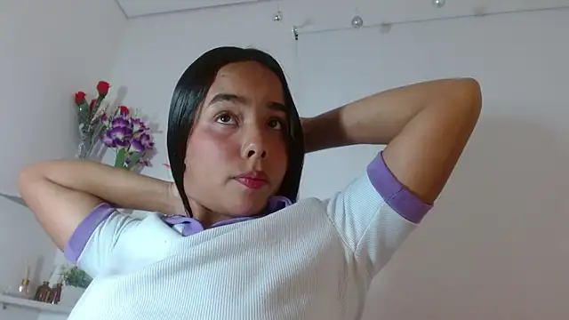 Roxy Stonee online show from 11/25/25, 07:25