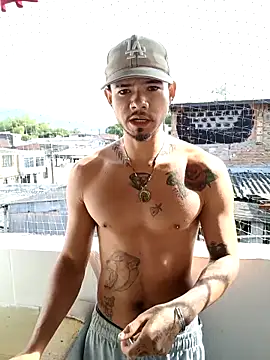 Niick01  online show from 10/31/25, 01:23