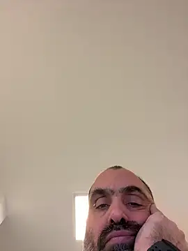 Snapshot of fuocovivo4 chatting on 02/13/25, 12:21 fuocovivo4 online show from 02/13/25, 12:21