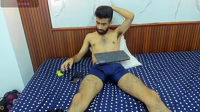 Arah issaa online show from 02/19/25, 04:44