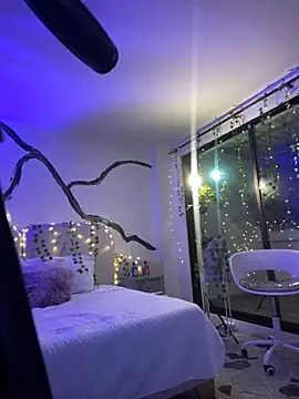 allicemackenzie online show from 10/09/25, 01:58