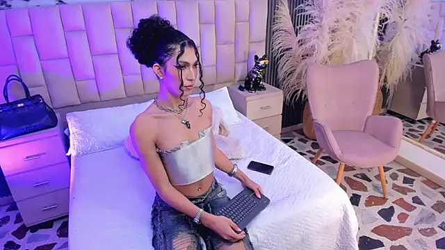 allicemackenzie online show from 02/21/26, 01:06