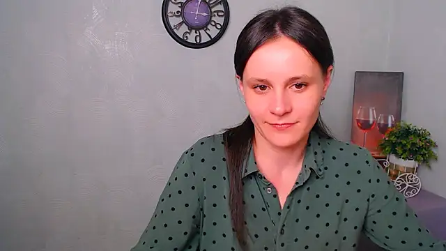 ValeriaHeart  online show from 02/27/25, 07:04