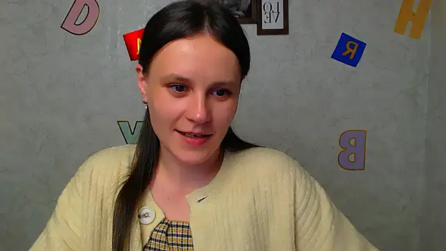 ValeriaHeart  online show from 03/16/25, 01:49
