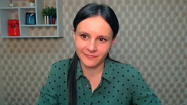 ValeriaHeart  online show from 03/21/25, 03:02