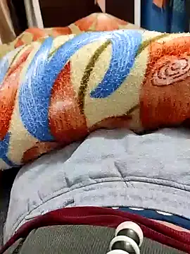 Snapshot of Hot_funky_boy chatting on 02/06/25, 08:34 Hot funky boy online show from 02/06/25, 08:34