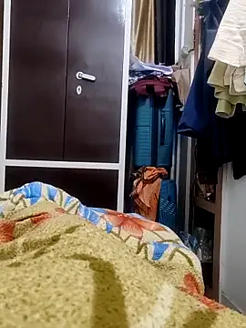 Snapshot of Hot_funky_boy chatting on 02/27/25, 05:36 Hot funky boy online show from 02/27/25, 05:36