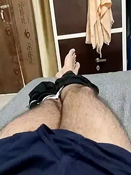 Snapshot of Hot_funky_boy chatting on 03/14/25, 08:42 Hot funky boy online show from 03/14/25, 08:42