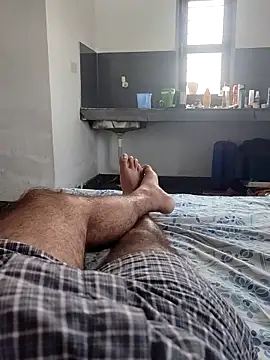 Snapshot of Hot_funky_boy chatting on 09/21/25, 04:47 Hot funky boy online show from 09/21/25, 04:47