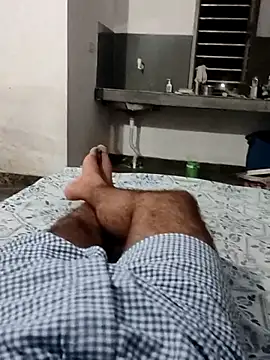 Snapshot of Hot_funky_boy chatting on 10/01/25, 07:20 Hot funky boy online show from 10/01/25, 07:20