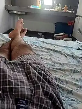 Snapshot of Hot_funky_boy chatting on 10/12/25, 06:23 Hot funky boy online show from 10/12/25, 06:23