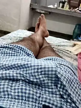 Snapshot of Hot_funky_boy chatting on 11/03/25, 05:36 Hot funky boy online show from 11/03/25, 05:36