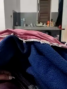 Snapshot of Hot_funky_boy chatting on 01/12/26, 06:35 Hot funky boy online show from 01/12/26, 06:35