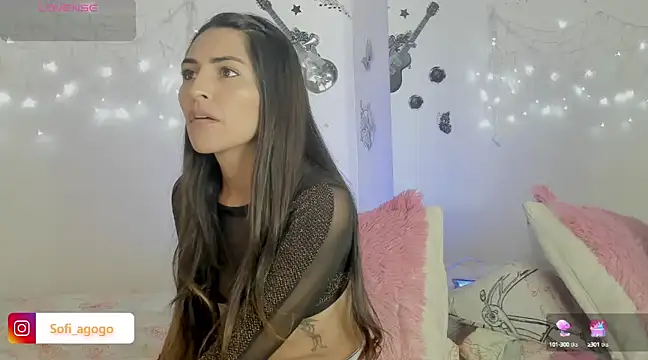 Sofiadelacruz online show from 02/22/25, 02:30