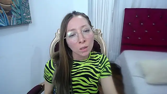 Snapshot of Carlin_Diaz chatting on 02/22/25, 11:46 Carlin Diaz online show from 02/22/25, 11:46