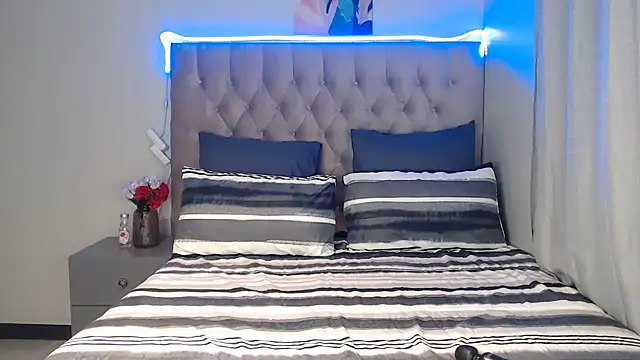 NikkyDangerr online show from 09/17/25, 09:16