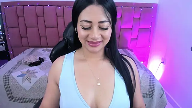 Snapshot of Kataleya_88 chatting on 02/13/25, 05:44 Kataleya 88 online show from 02/13/25, 05:44