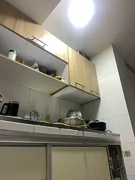 stefania brunnett online show from 02/15/25, 09:16