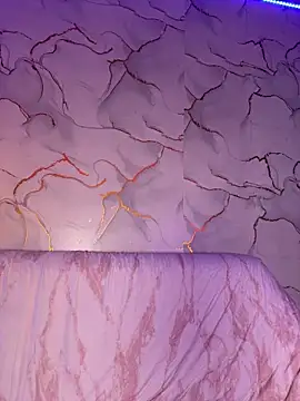 Lally Valencia   online show from 02/11/26, 10:20