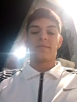 Snapshot of duquehotvoy chatting on 02/08/25, 01:11 duquehotvoy online show from 02/08/25, 01:11