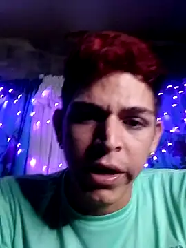 Snapshot of duquehotvoy chatting on 02/18/25, 04:48 duquehotvoy online show from 02/18/25, 04:48