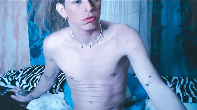 Snapshot of duquehotvoy chatting on 02/22/25, 08:29 duquehotvoy online show from 02/22/25, 08:29