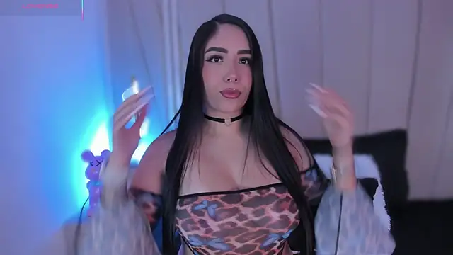 Snapshot of Nikki_vega chatting on 02/06/25, 05:03 Nikki vega online show from 02/06/25, 05:03