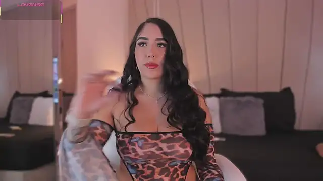 Snapshot of Nikki_vega chatting on 03/06/25, 03:57 Nikki vega online show from 03/06/25, 03:57