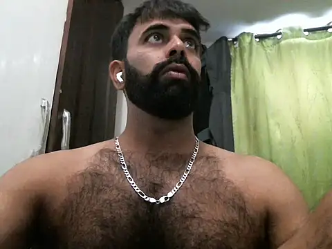 Snapshot of indianhairybull chatting on 11/09/25, 04:33 indianhairybull online show from 11/09/25, 04:33